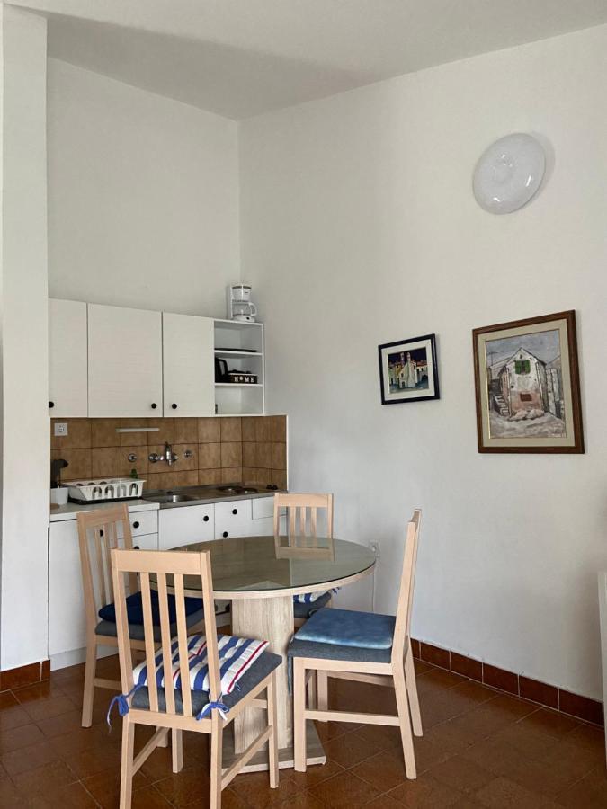 Apartments Natasa Punat Exterior photo